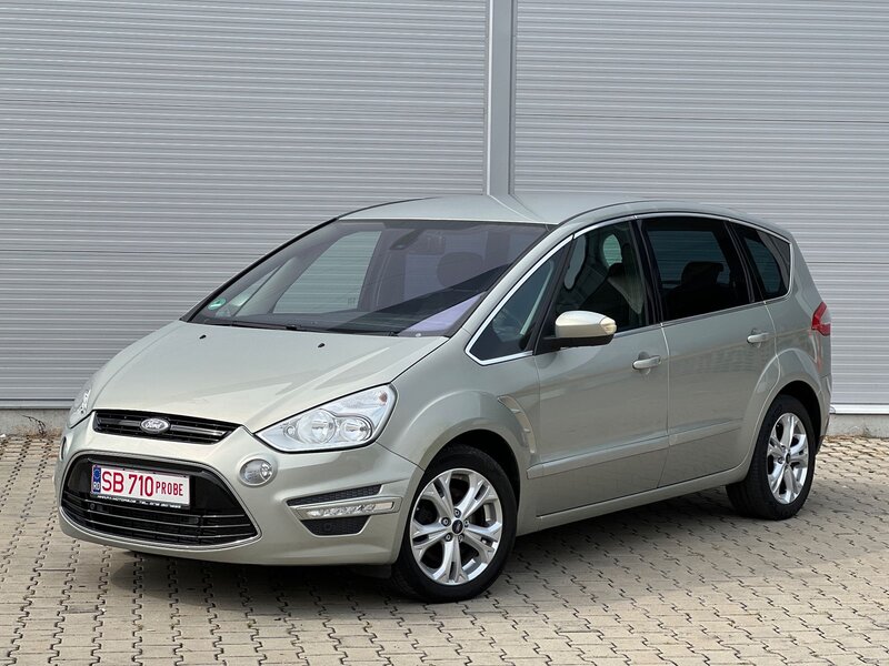 Ford S-Max